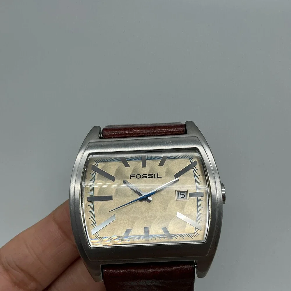 Fossil JR-8118 Mens Watch 41mm Champagne Dial Leather Date Tonneau New Battery